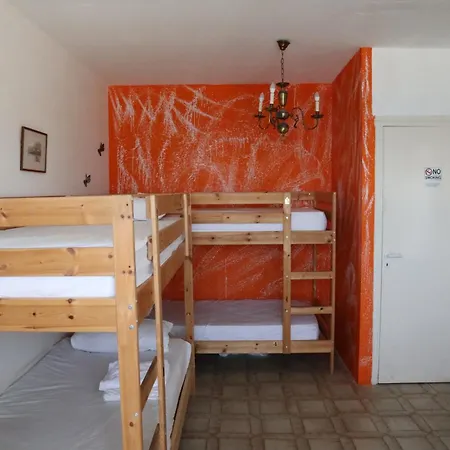 בית הארחה 777 פאפוס